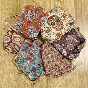 Sugar Skull 💀 Snap Closure Keychain 🔑